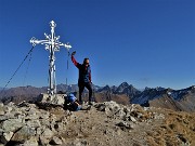 44 Alla croce di vetta del Corno Stella (2620 m)
